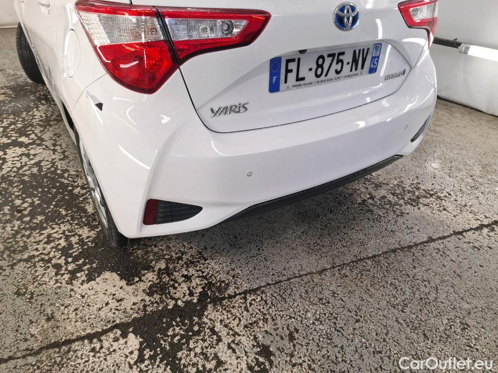  Toyota  Yaris TOYOTA  Hybride / 2017 / 5P / Berline 1.5 VVT-I HYBRID France Business #1