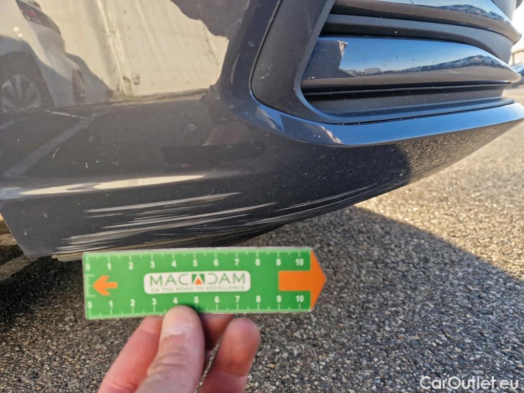  Volkswagen  Golf  VOLKSWAGEN / 2020 / 5P / Berline 1.5 TSI ACT OPF 130 BVM6 Life 1st #10