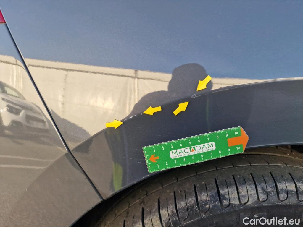  Volkswagen  Golf  VOLKSWAGEN / 2020 / 5P / Berline 1.5 TSI ACT OPF 130 BVM6 Life 1st #27