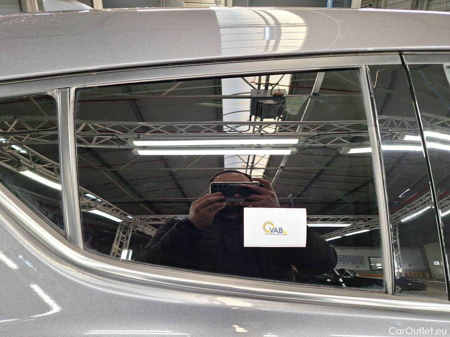  Toyota  C-HR Toyota,  '16, Toyota  1.8 VVT i-Hybrid C-Lub Aut. 5d #28