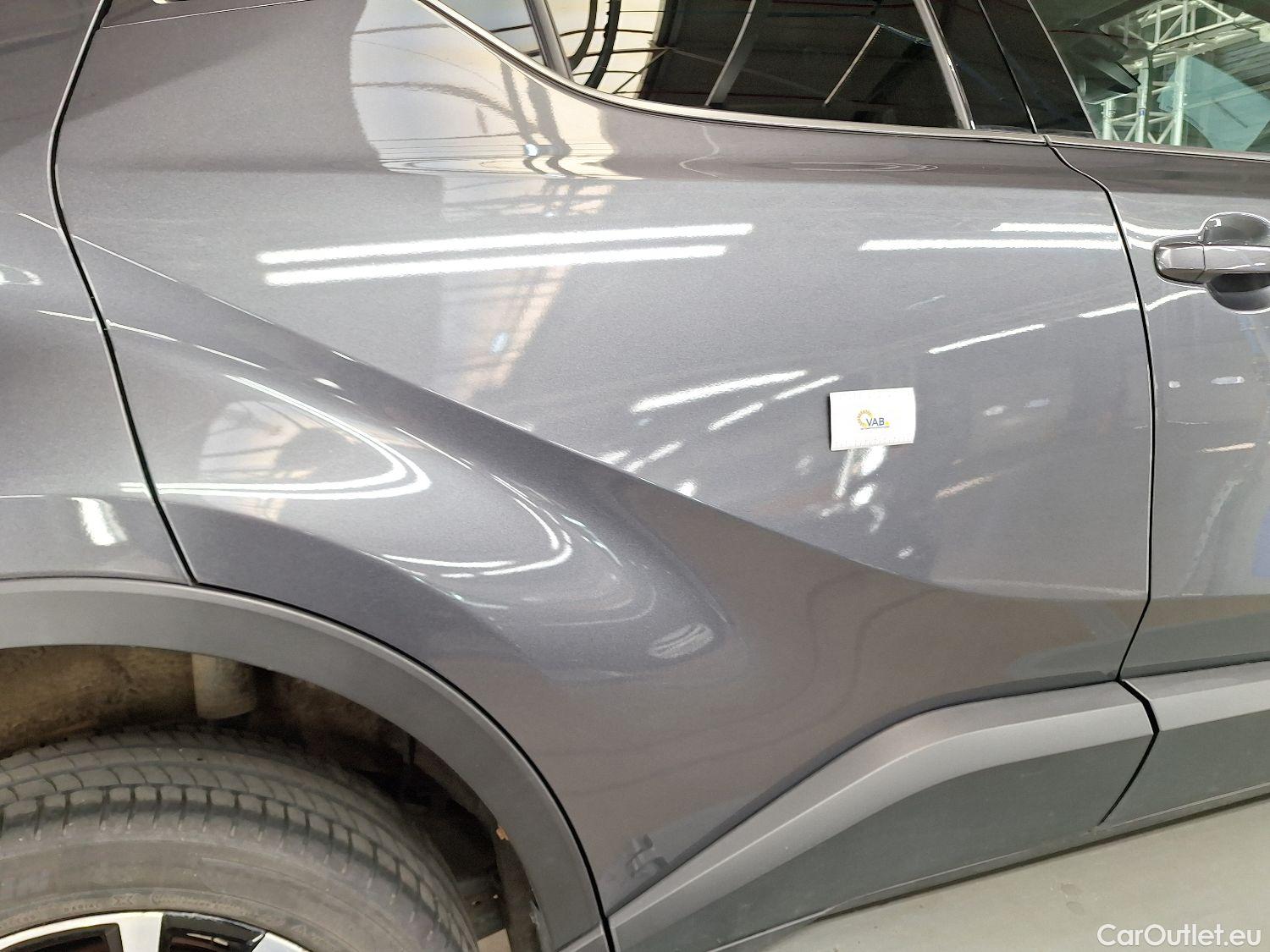  Toyota  C-HR Toyota,  '16, Toyota  1.8 VVT i-Hybrid C-Lub Aut. 5d #22