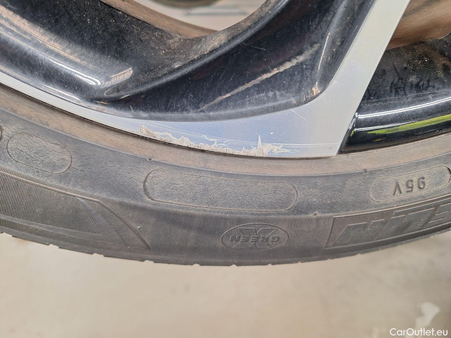  Toyota  C-HR Toyota,  '16, Toyota  1.8 VVT i-Hybrid C-Lub Aut. 5d #7