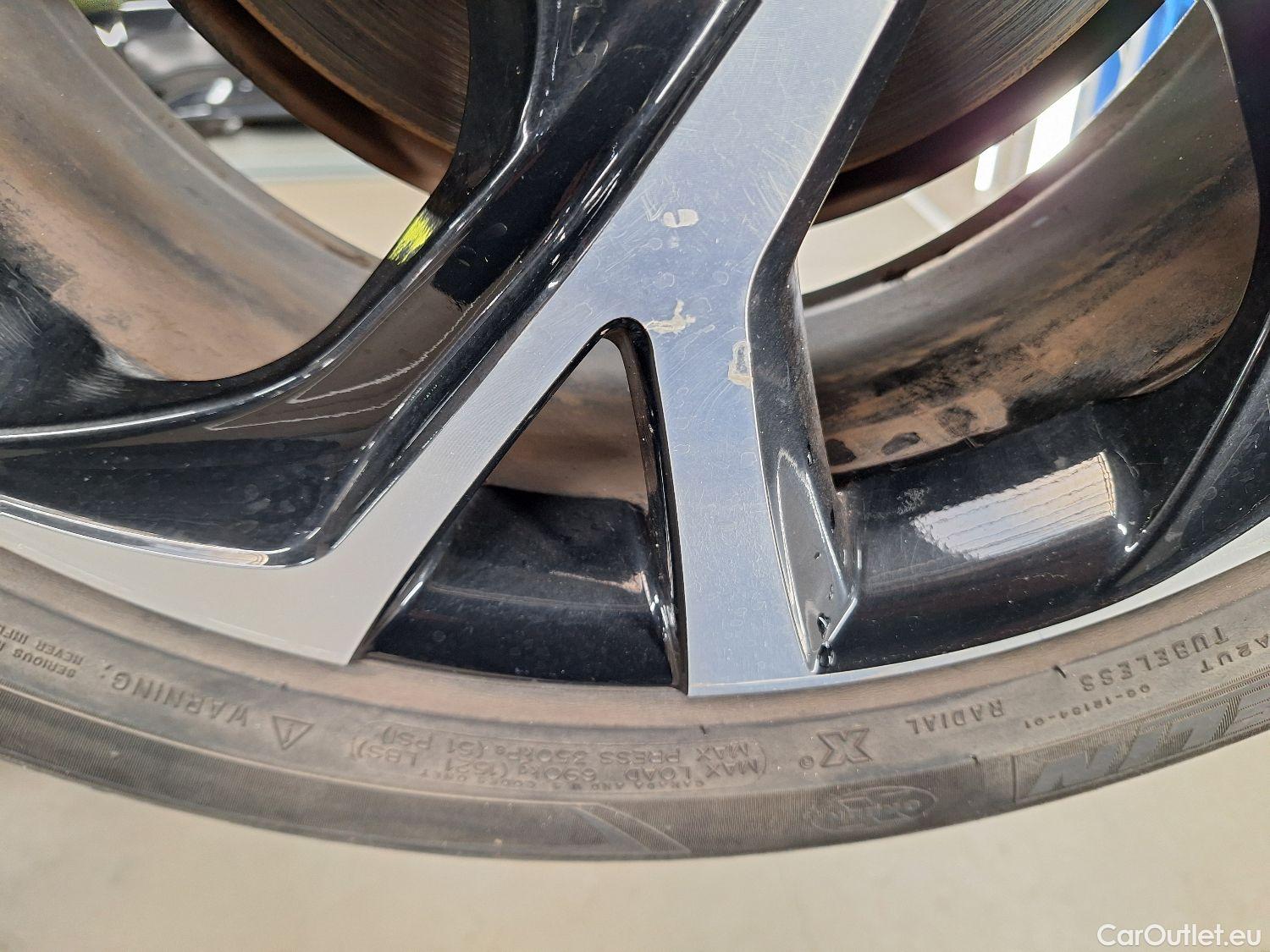  Toyota  C-HR Toyota,  '16, Toyota  1.8 VVT i-Hybrid C-Lub Aut. 5d #11