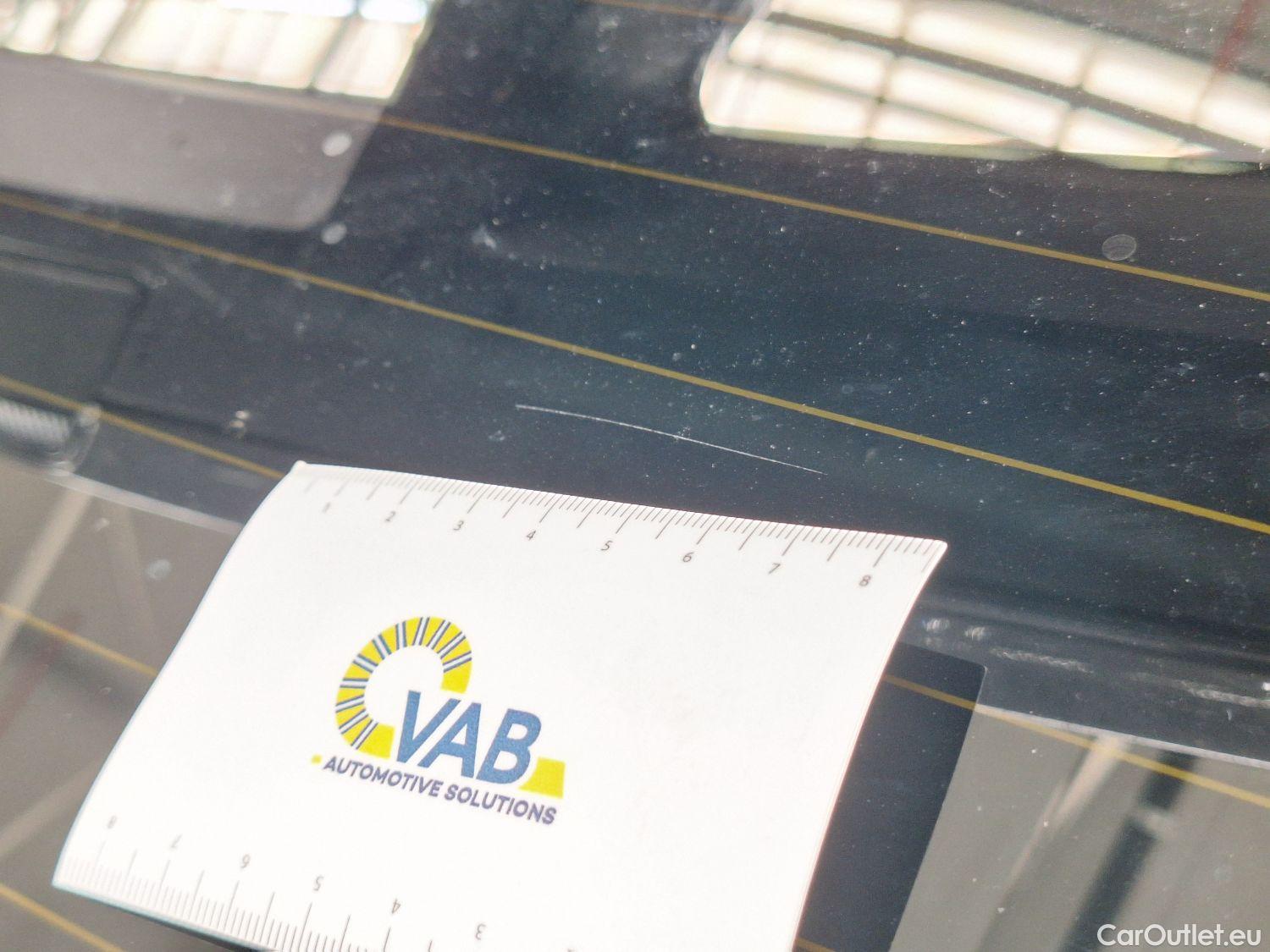  Toyota  C-HR Toyota,  '16, Toyota  1.8 VVT i-Hybrid C-Lub Aut. 5d #33