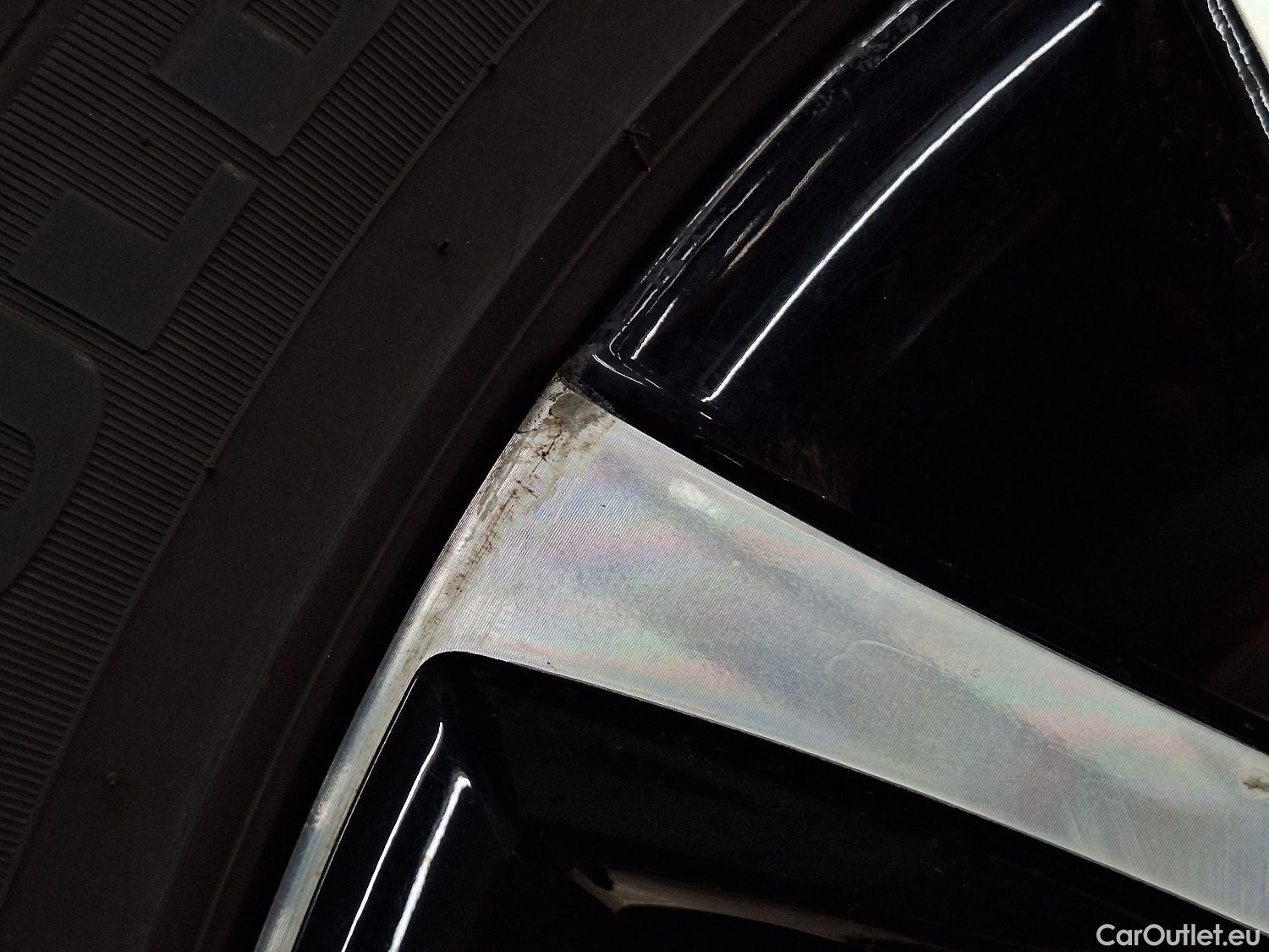  Toyota  C-HR Toyota,  '16, Toyota  1.8 VVT i-Hybrid C-Lub Aut. 5d #5