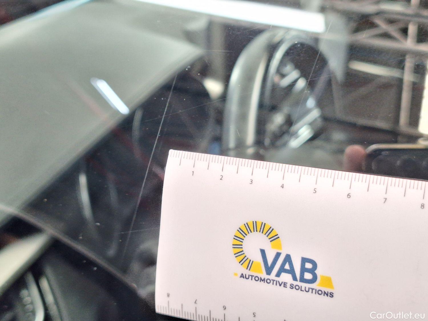  Toyota  C-HR Toyota,  '16, Toyota  1.8 VVT i-Hybrid C-Lub Aut. 5d #43