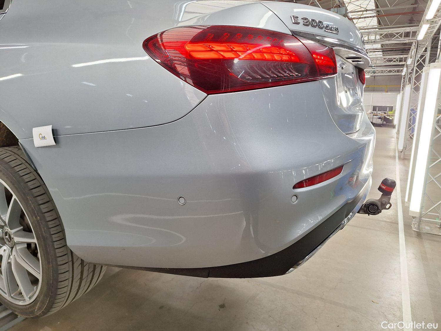  Mercedes  E-Klasse Mercedes, E-Class FL'20 PHEV, Mercedes-Benz  Berline E 300 de 4d #25