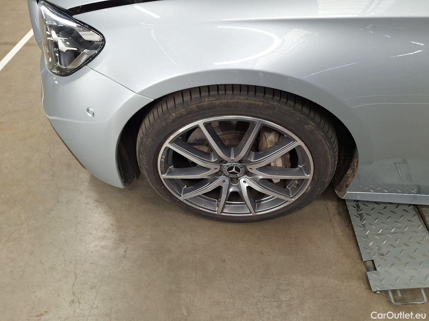  Mercedes  E-Klasse Mercedes, E-Class FL'20 PHEV, Mercedes-Benz  Berline E 300 de 4d #63