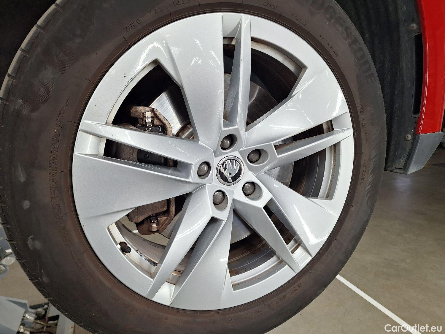  Skoda  ENYAQ Skoda,  '21 BEV, Skoda  iV 80 5d #1