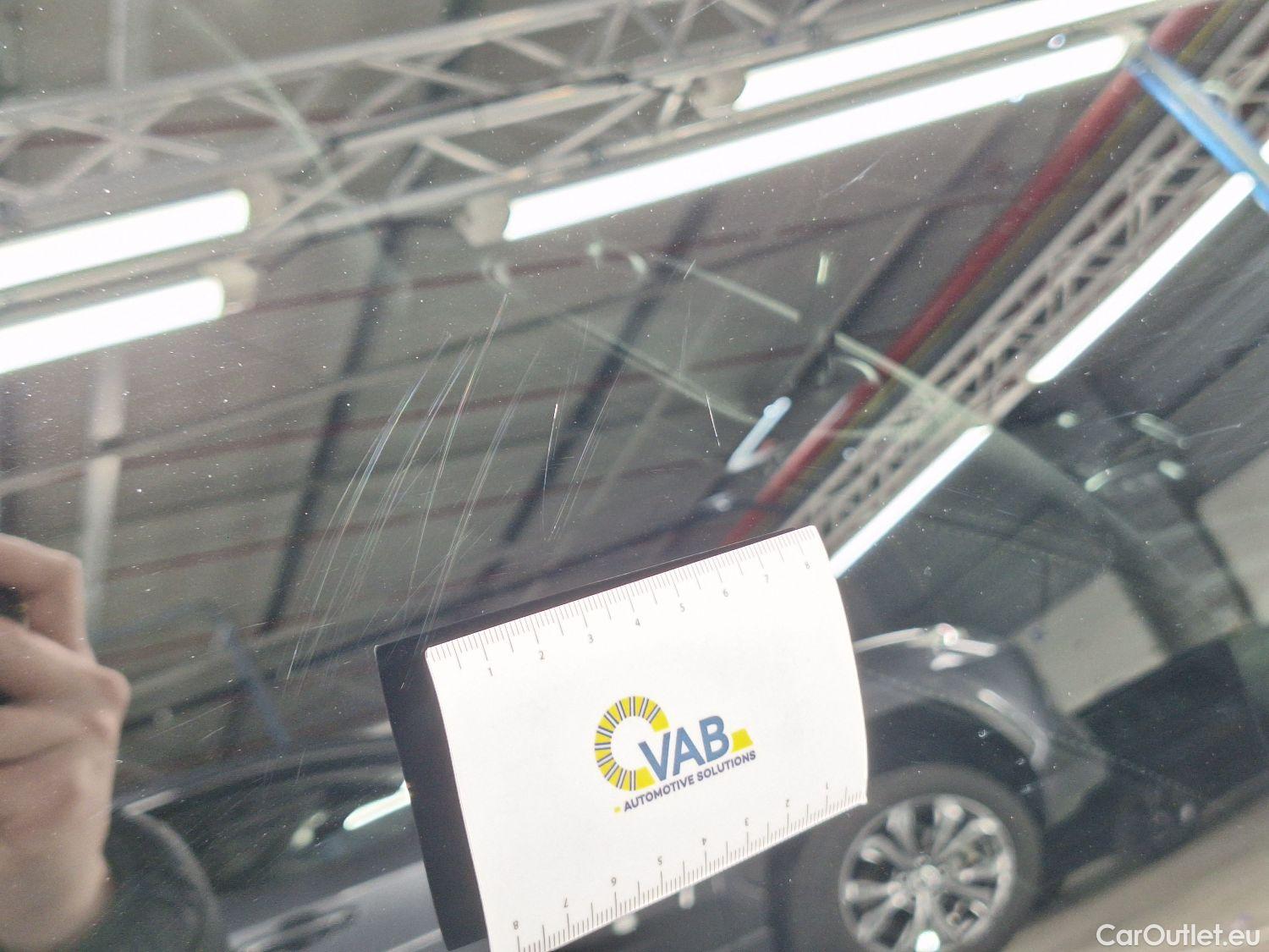  Mercedes  A-Klasse Mercedes, A-Class Berline '18, Mercedes-Benz  Limousine A 180 d DCT Busin #25