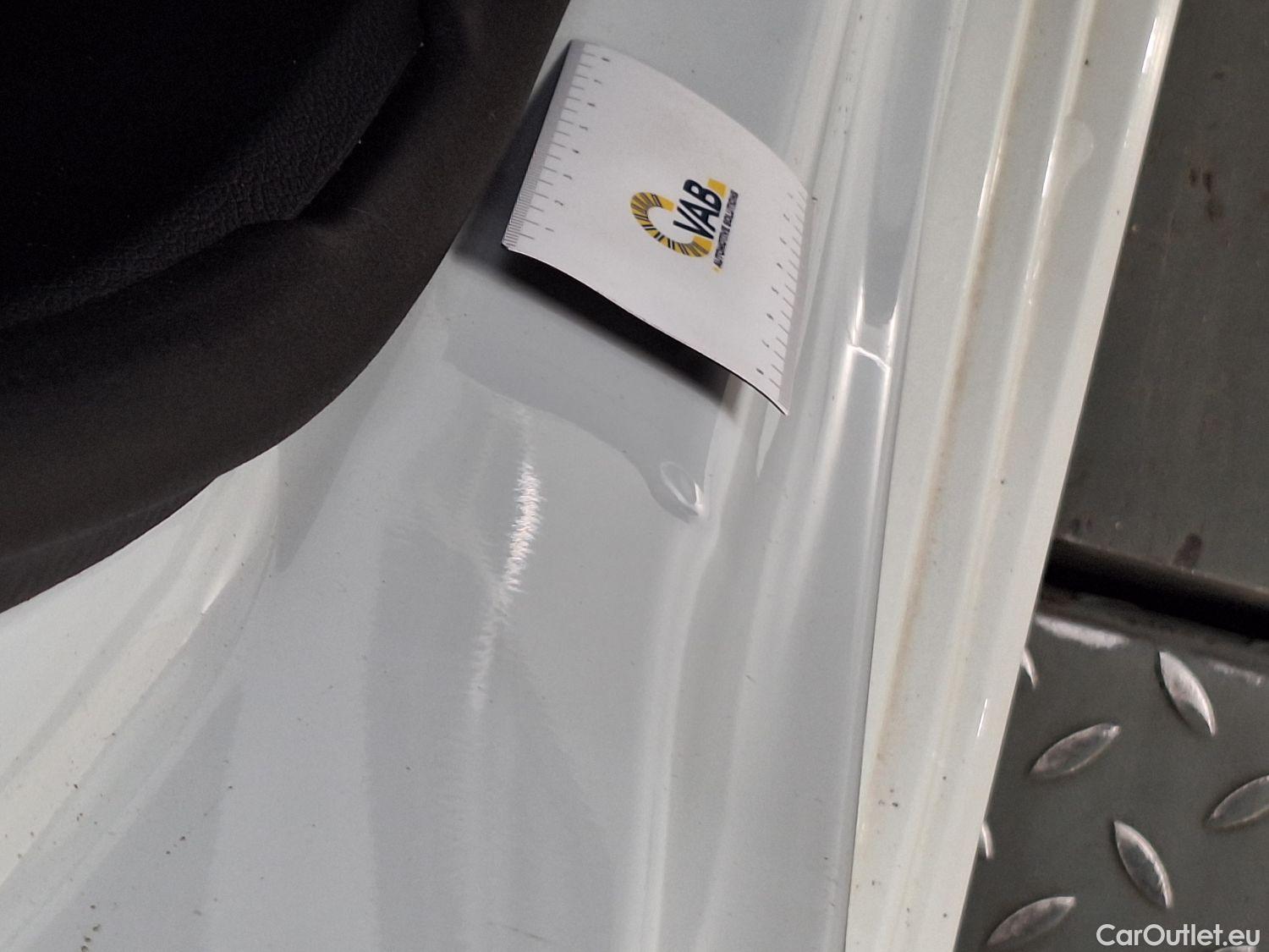  Mercedes  A-Klasse Mercedes, A-Class Berline '18, Mercedes-Benz  Limousine A 180 d DCT Busin #23