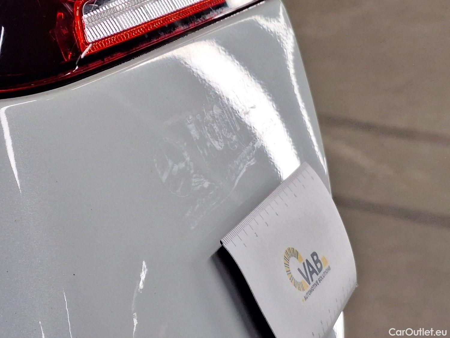  Mercedes  A-Klasse Mercedes, A-Class Berline '18, Mercedes-Benz  Limousine A 180 d DCT Busin #38