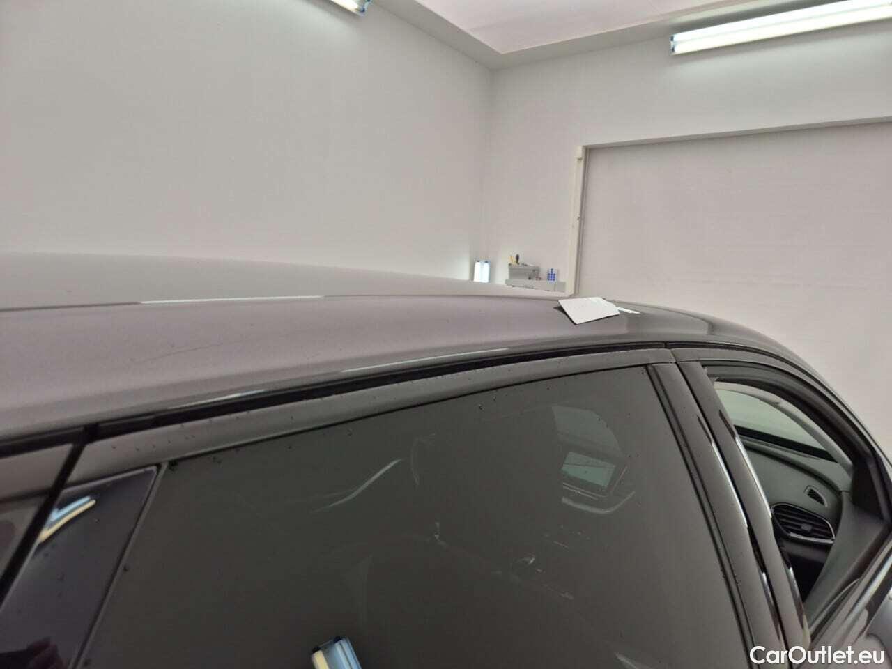  Opel   Grandland X 1.2 Turbo 120 Jaar Edition #1