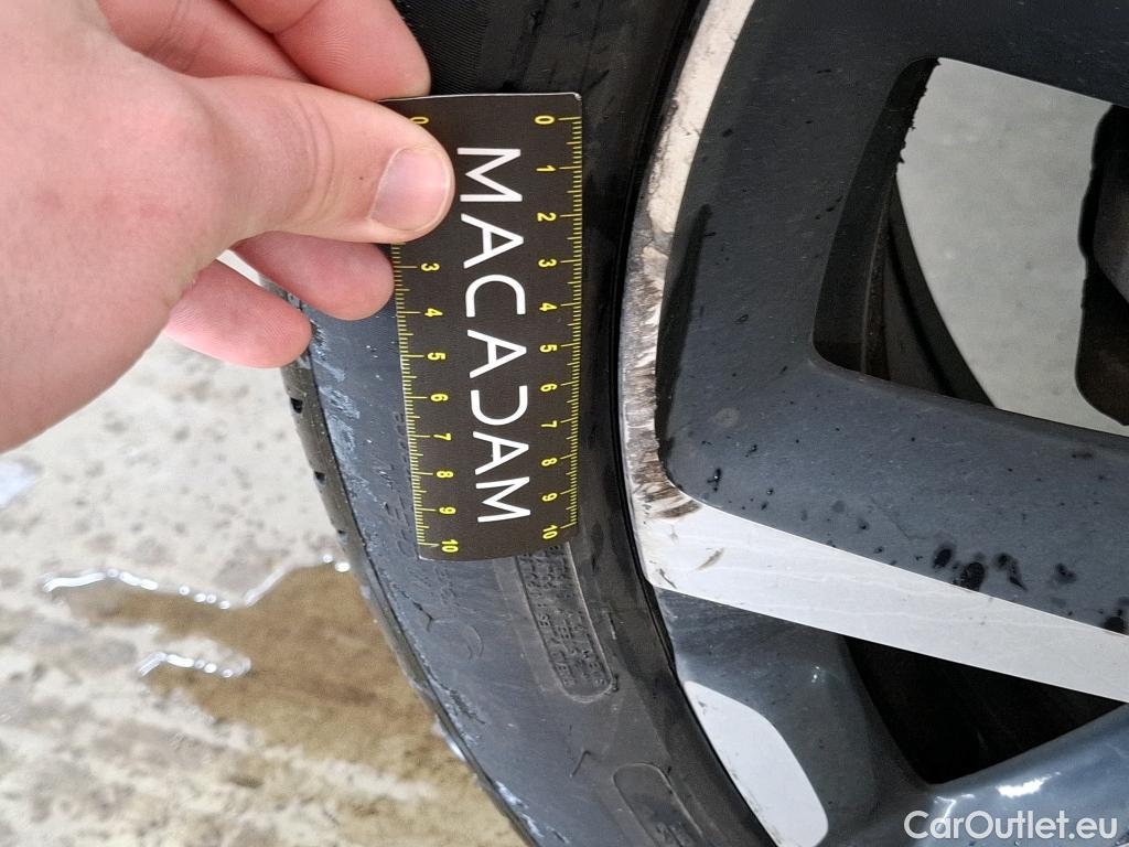  Citroen  C5 CITROEN  Aircross / 2018 / 5P / SUV Hybrid 225 ë-EAT8 Shine Pack #8