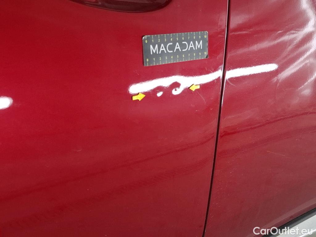  Peugeot  5008  GT Line 1.5 HDi 130CV BVA8 7 Sieges E6dT #12