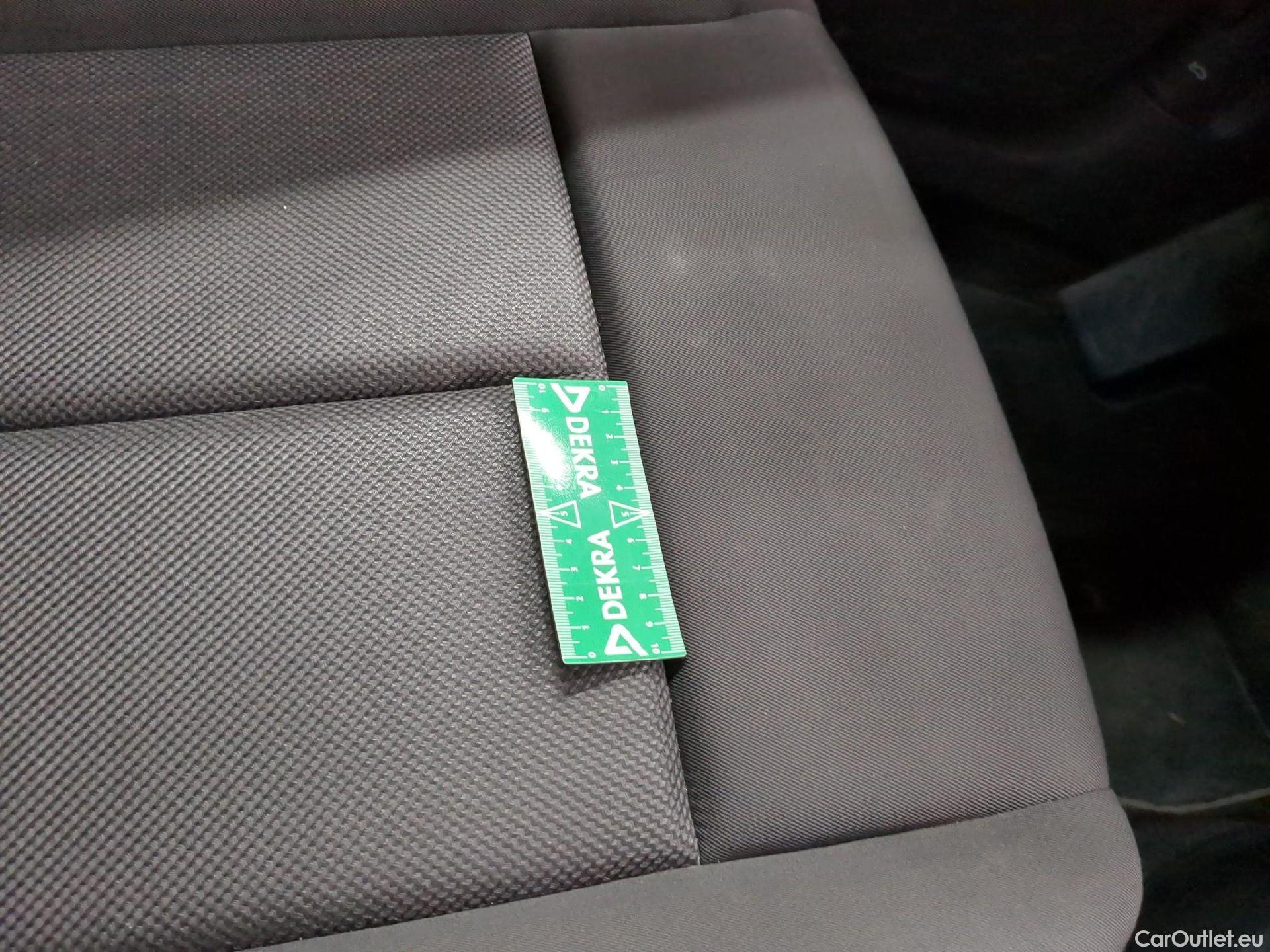  Audi  A3  Sportback 30 TDI Business Line 2.0 TDI 115CV BVM6 E6d #4