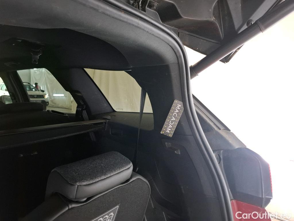  Peugeot  5008  GT Line 1.5 HDi 130CV BVA8 7 Sieges E6dT #31