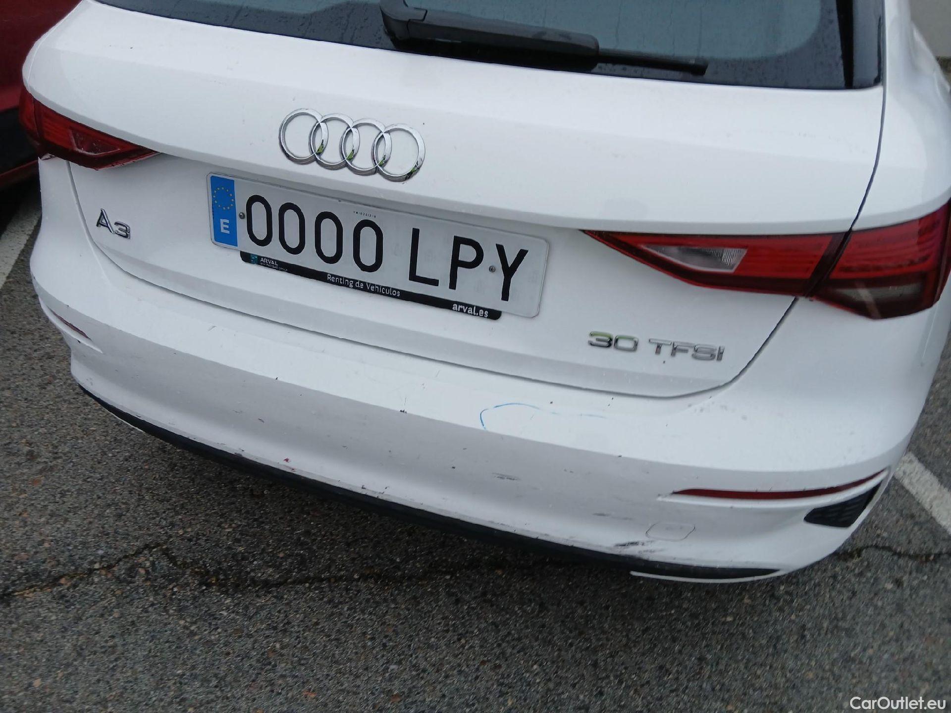  Audi  A3 AUDI  / 2020 / 5P / berlina con portón Sportback 30 TFSI 81kW (110CV) S tronic #26