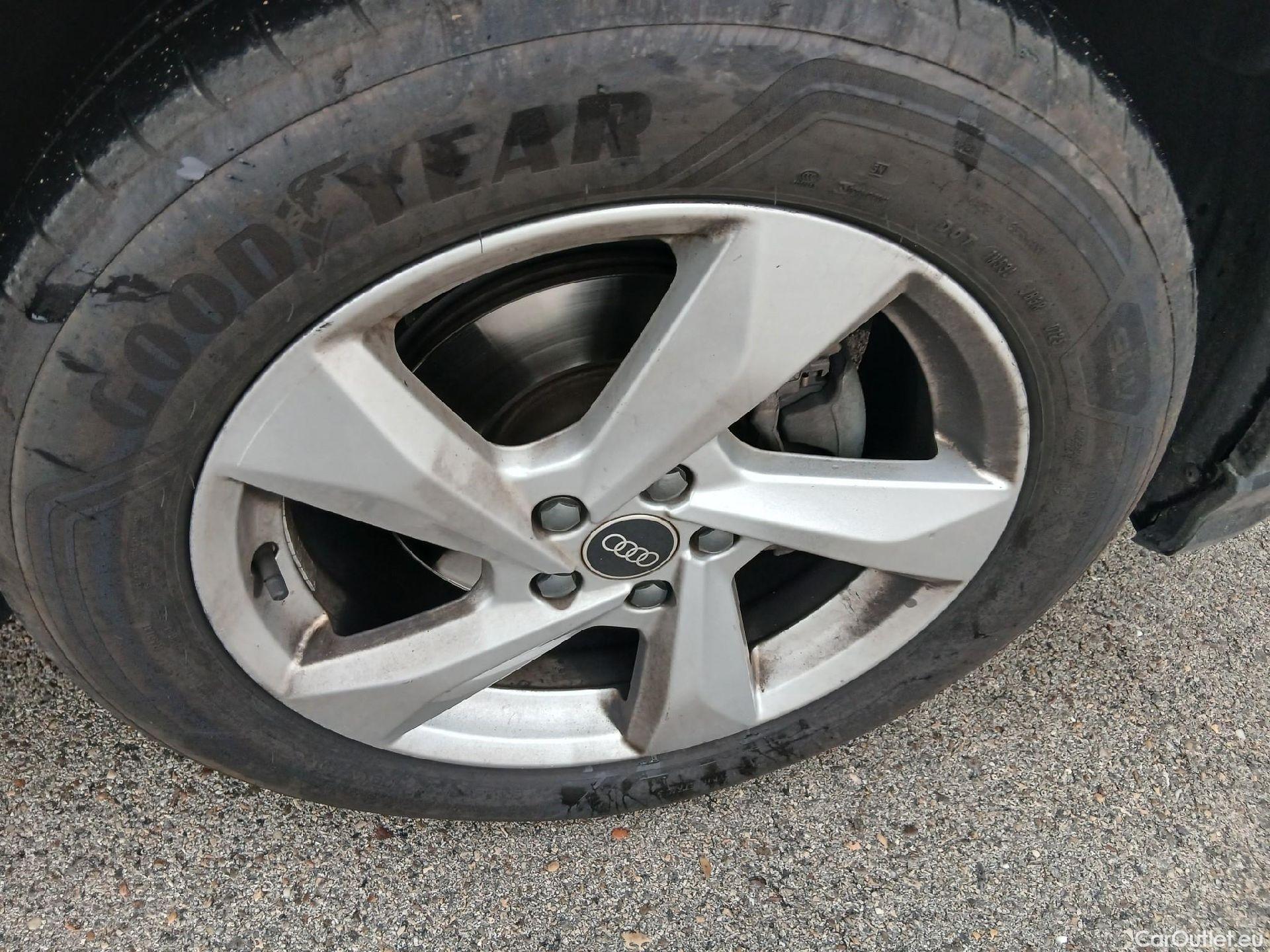  Audi  Q3 AUDI  / 2018 / 5P / todoterreno Advanced 35 TDI 110kW (150CV) S tronic (AC5) #8