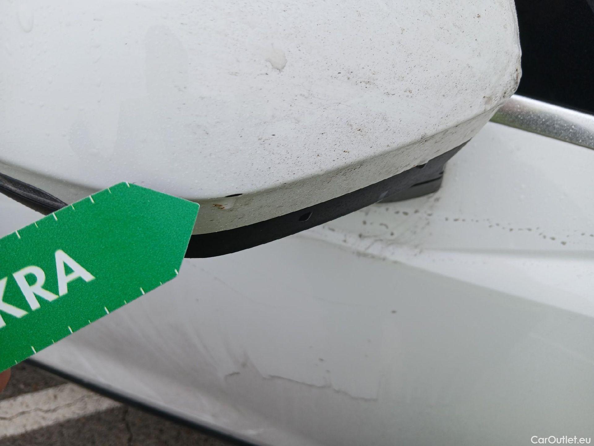  Audi  Q3 AUDI  / 2018 / 5P / todoterreno Advanced 35 TDI 110kW (150CV) S tronic (AC5) #32