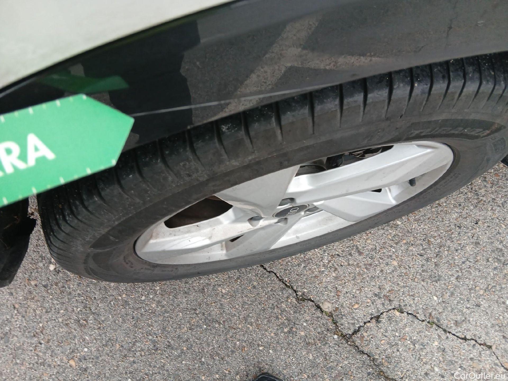  Audi  Q3 AUDI  / 2018 / 5P / todoterreno Advanced 35 TDI 110kW (150CV) S tronic (AC5) #27