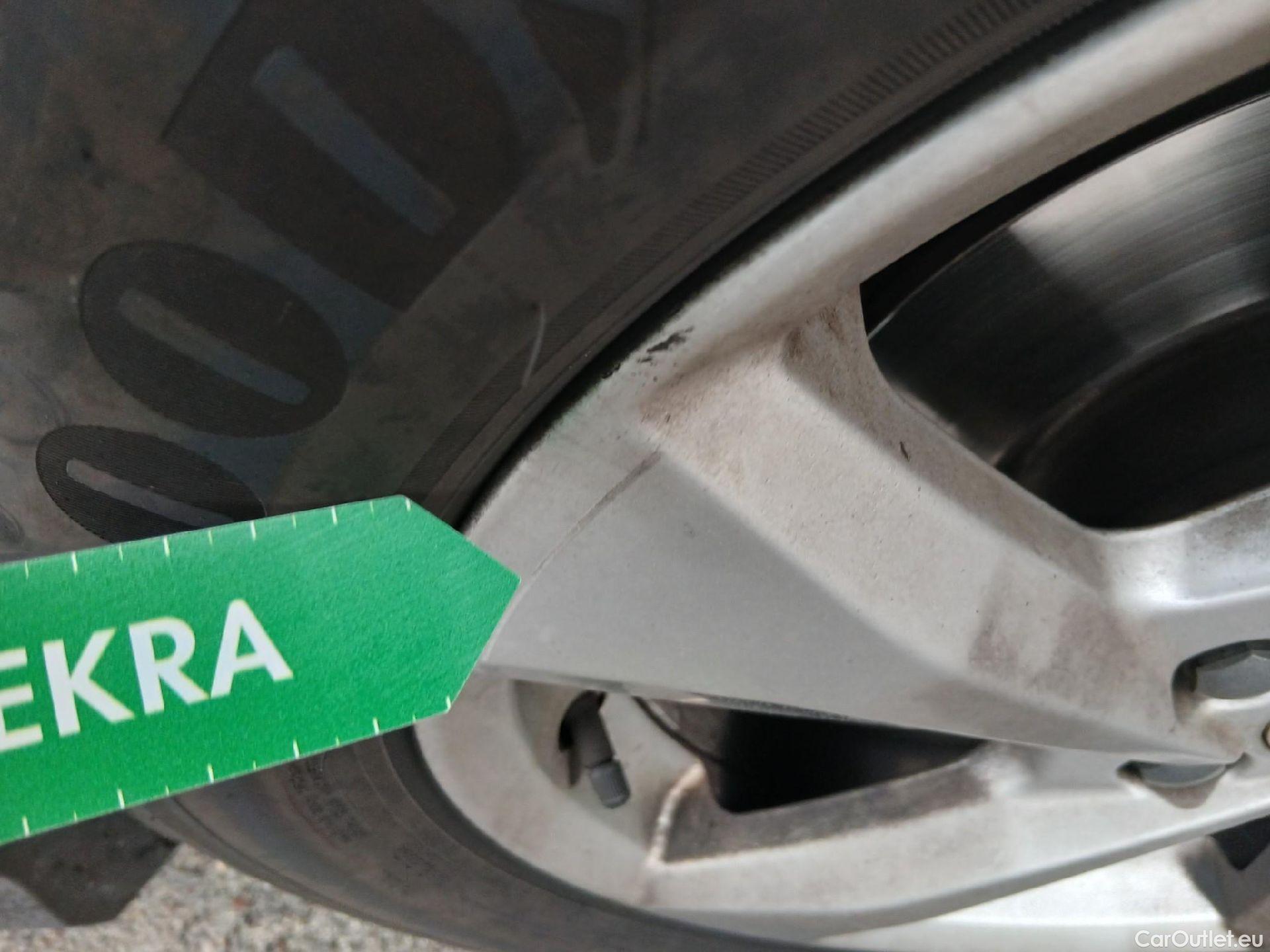  Audi  Q3 AUDI  / 2018 / 5P / todoterreno Advanced 35 TDI 110kW (150CV) S tronic (AC5) #7