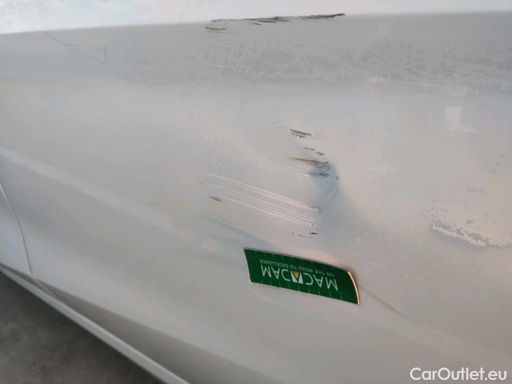  Bmw  Serie 1 BMW  / 2019 / 5P / berlina con portón 116d #7