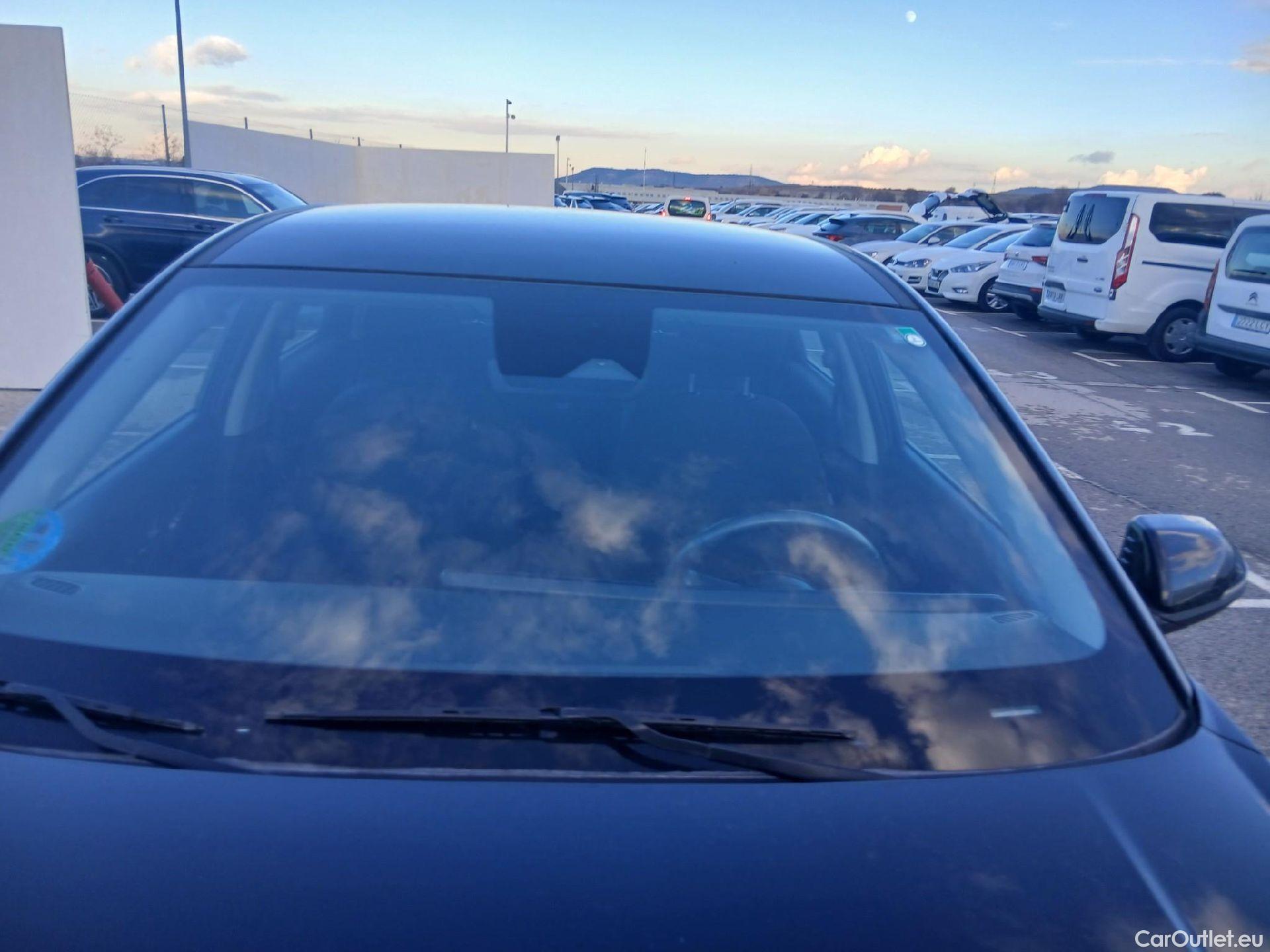  Hyundai  Konna HYUNDAI Kona / 2023 / 5P / todoterreno 1.6 GDI HEV Maxx DCT #12