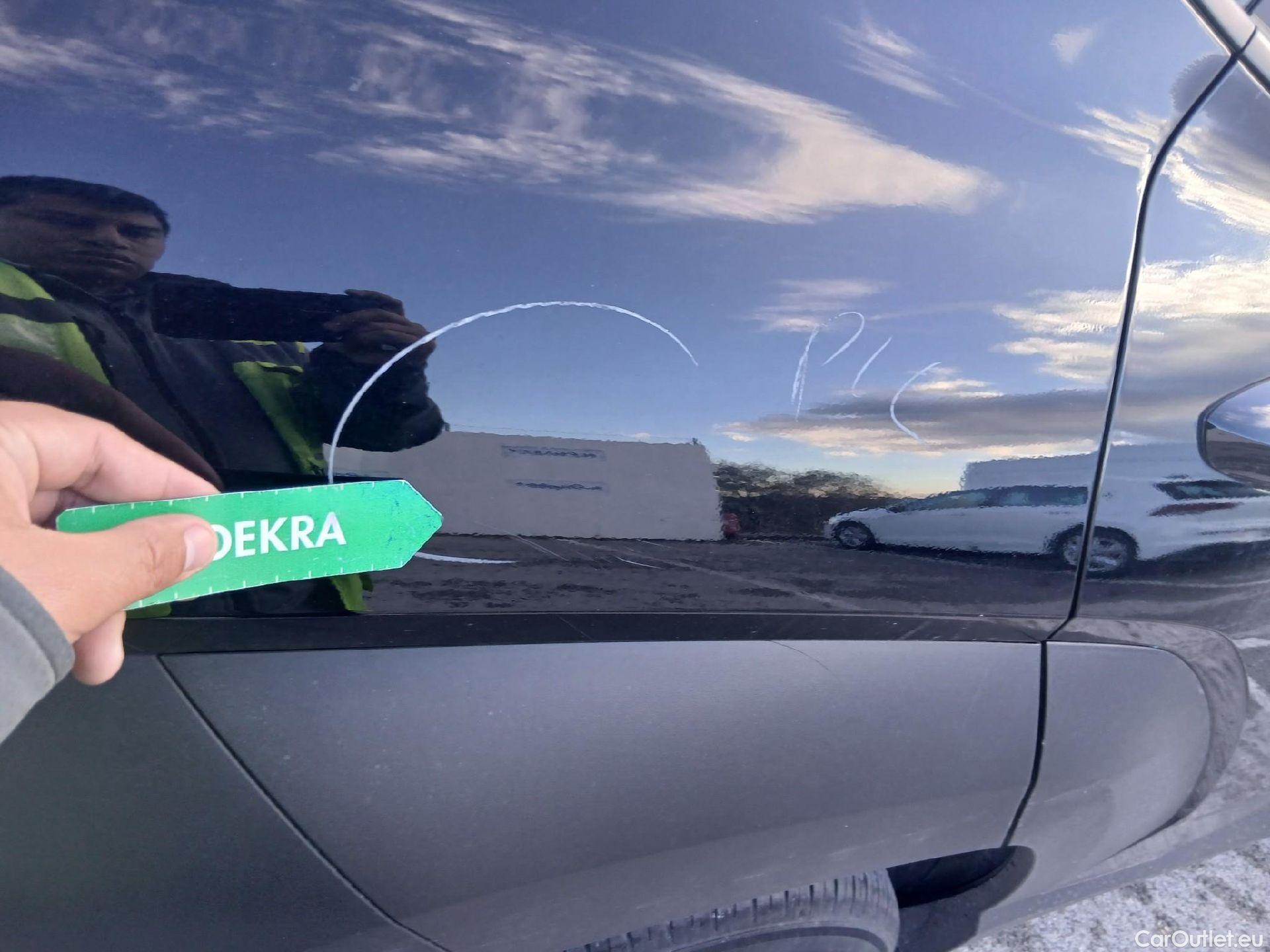  Hyundai  Konna HYUNDAI Kona / 2023 / 5P / todoterreno 1.6 GDI HEV Maxx DCT #15