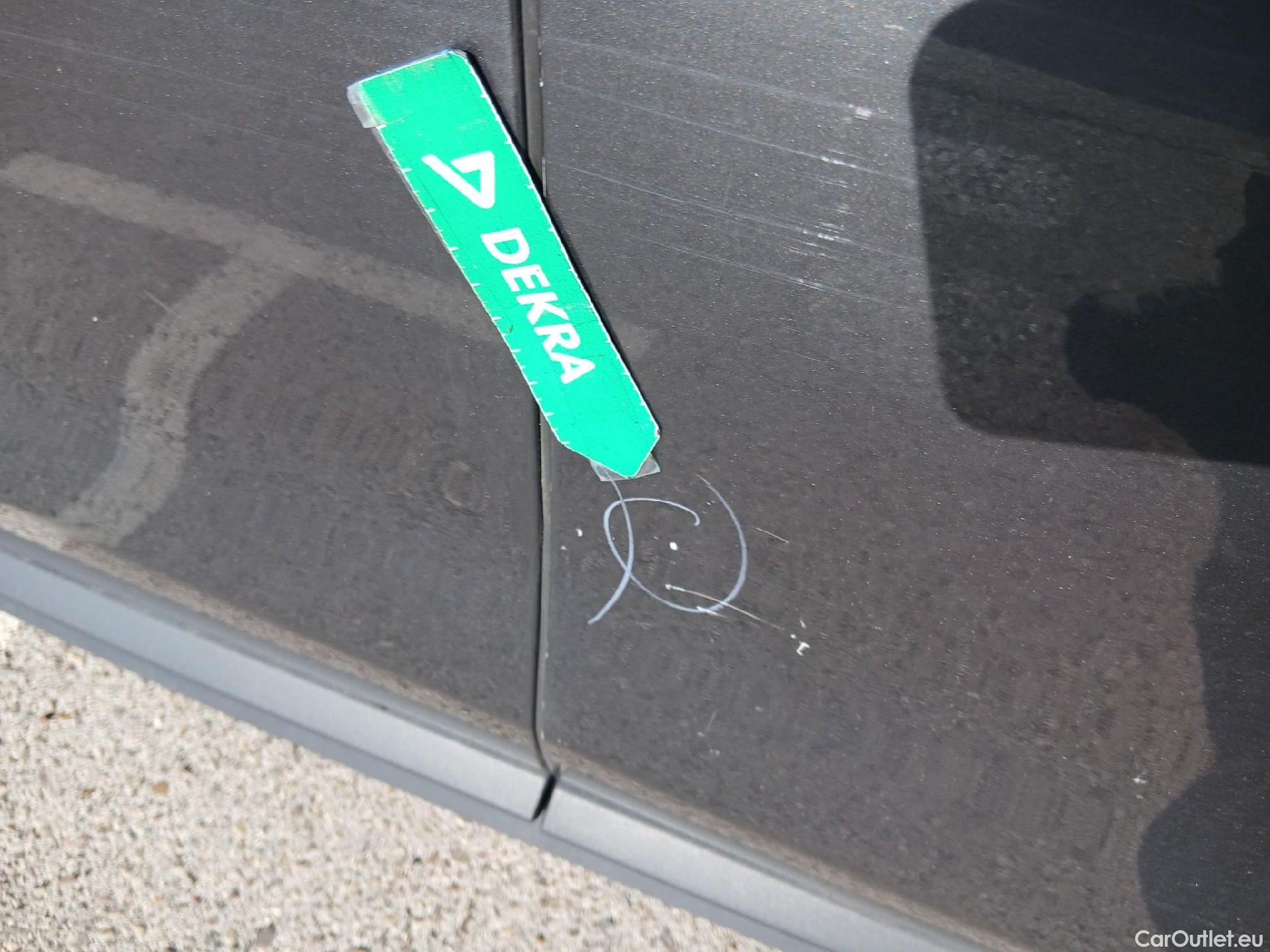  Bmw  X1 BMW  sDrive18i (CX2) #34