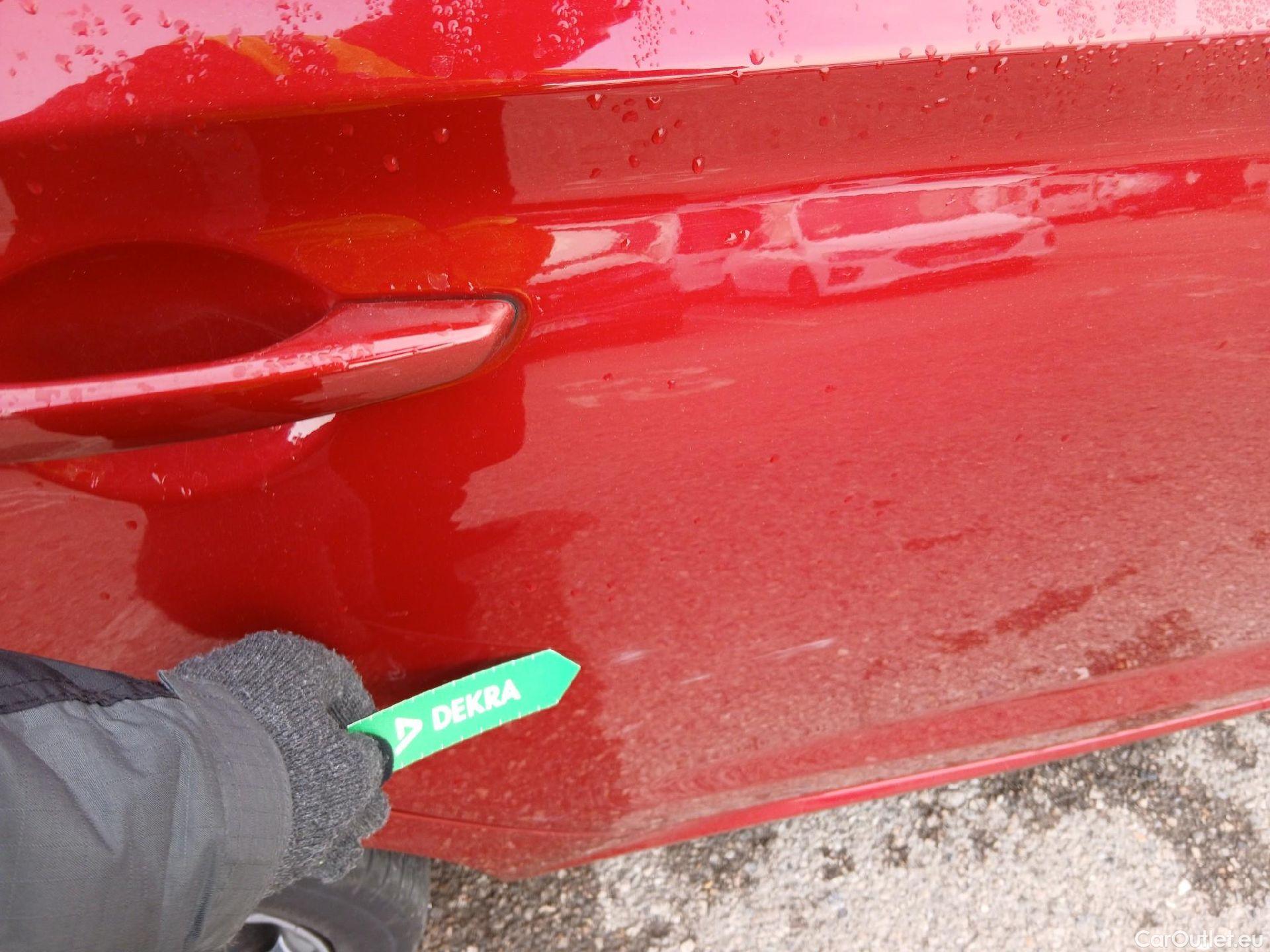  Hyundai  i30 HYUNDAI  / 2020 / 5P / berlina con portón 1.0 TGDI 48V N Line #33