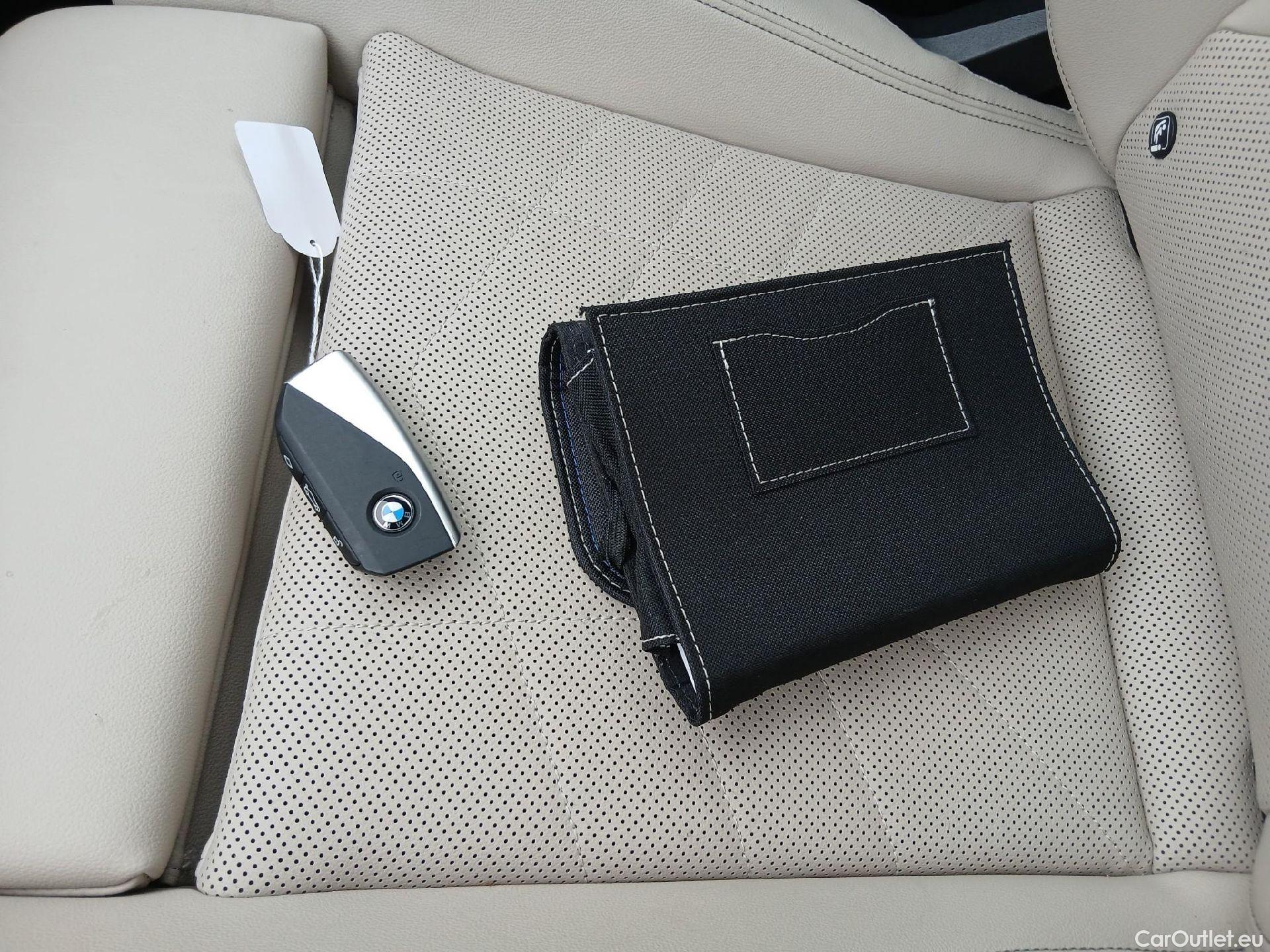  Bmw  X1 BMW  / 2022 / 5P / todoterreno sDrive18d #3