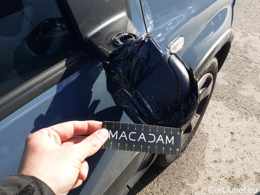  Fiat  Panda FIAT  / 2012 / 5P / berlina con portón City Cross 1.0 Gse 51kw (70CV) #4