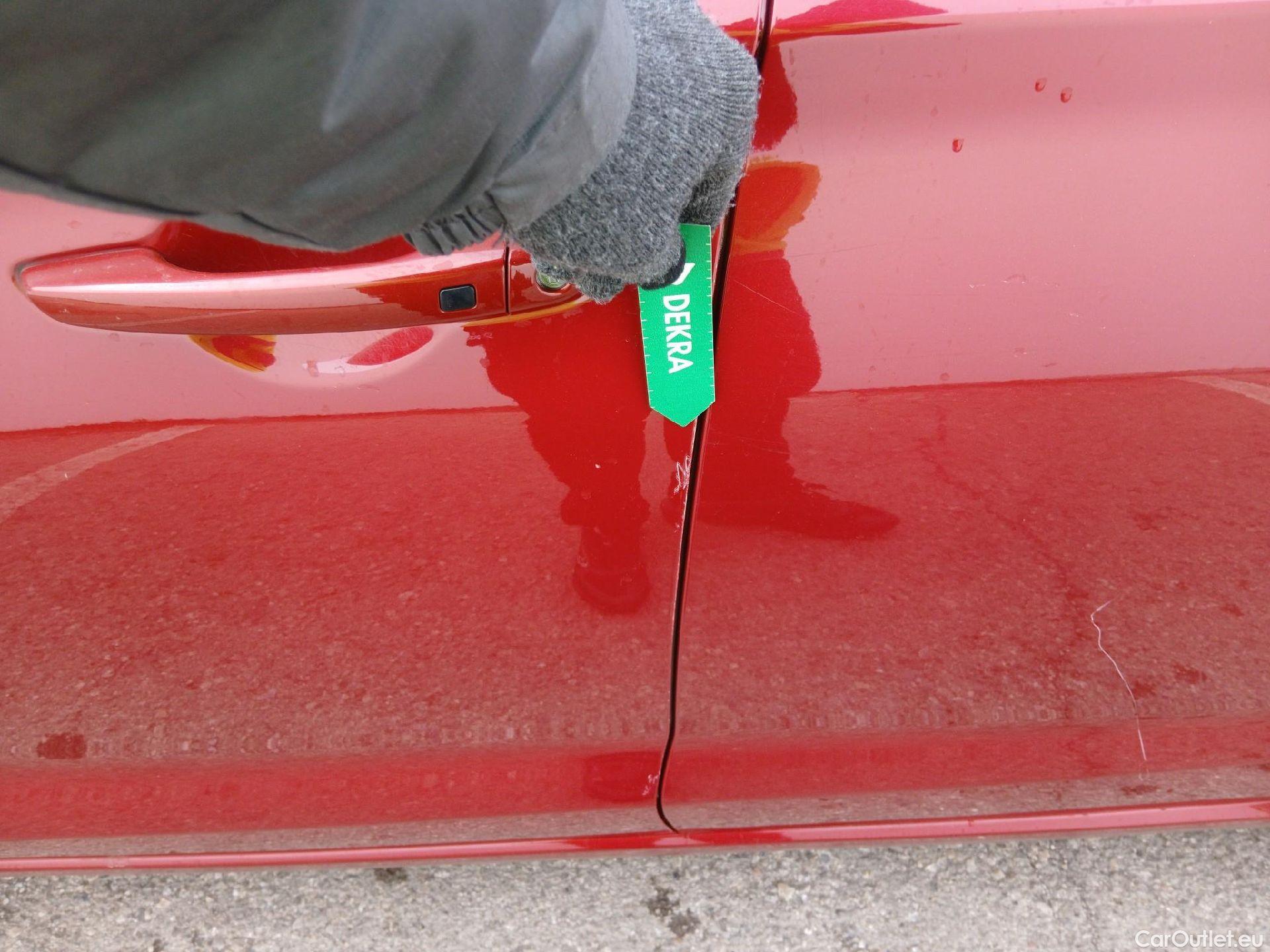  Hyundai  i30 HYUNDAI  / 2020 / 5P / berlina con portón 1.0 TGDI 48V N Line #14