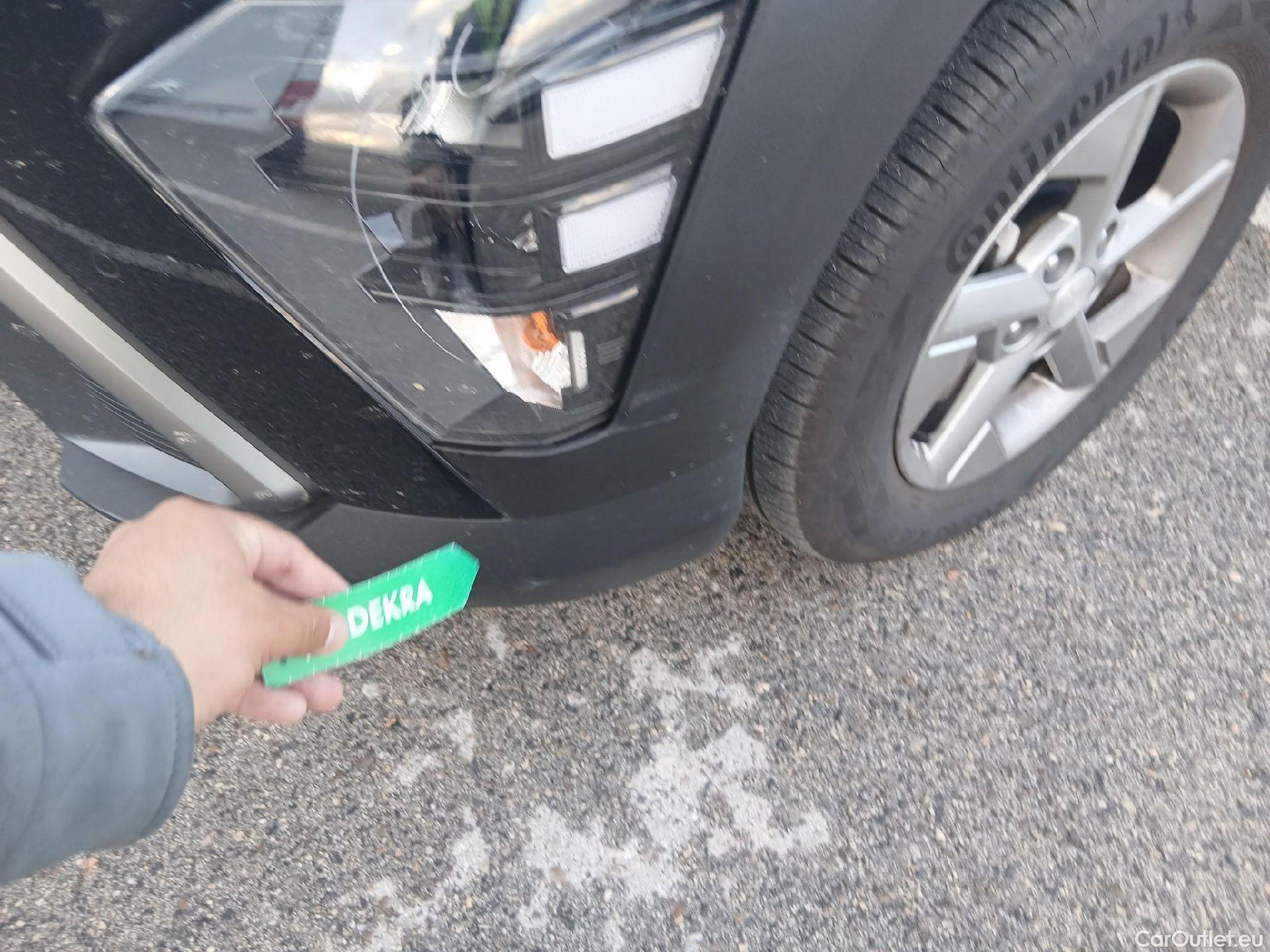  Hyundai  Konna HYUNDAI Kona / 2023 / 5P / todoterreno 1.6 GDI HEV Maxx DCT #7