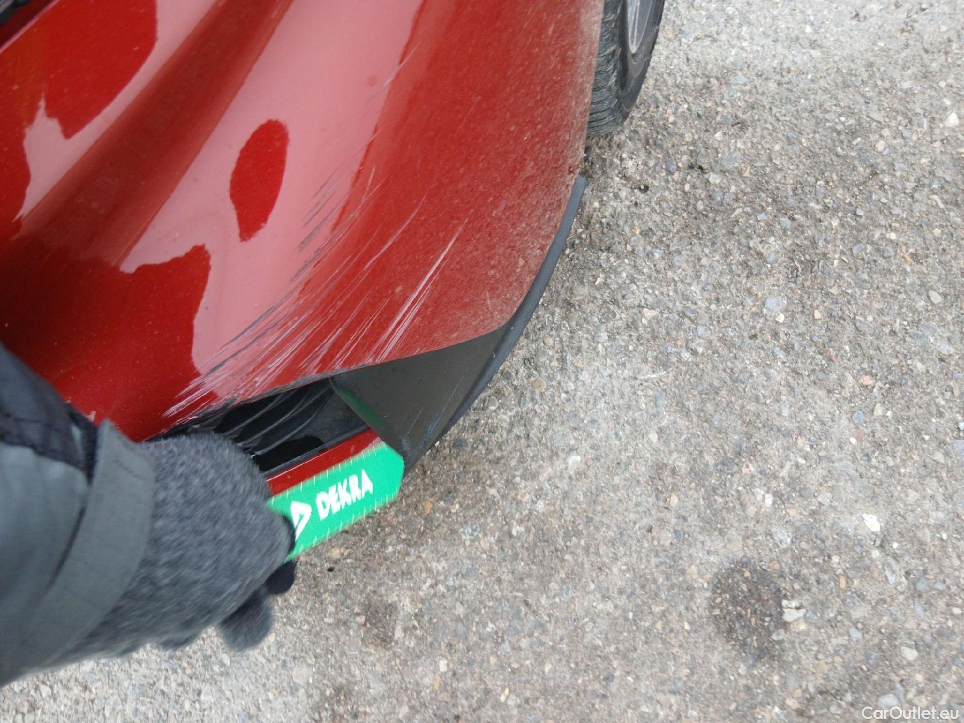  Hyundai  i30 HYUNDAI  / 2020 / 5P / berlina con portón 1.0 TGDI 48V N Line #4