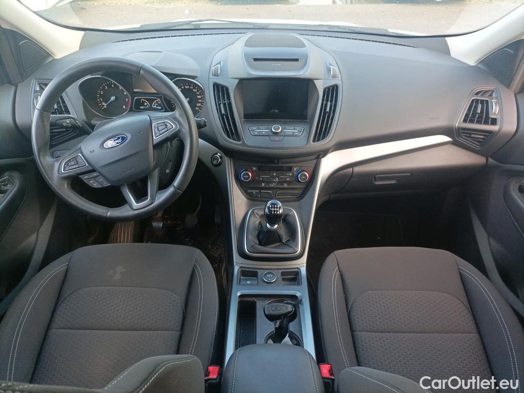  Ford  Kuga FORD  / 2016 / 5P / todoterreno 1.5 EcoBoost 88kW 4x2 Trend+ (CX) #6
