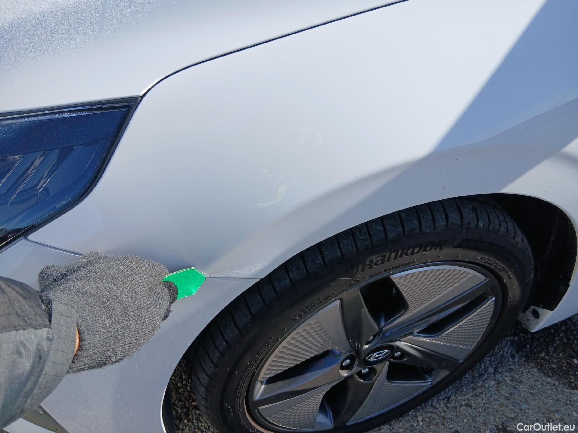  Hyundai   Ioniq HYUNDAI / 2019 / 5P / berlina con portón 1.6 GDI HEV Style DT #4