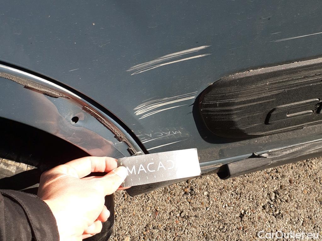  Fiat  Panda FIAT  / 2012 / 5P / berlina con portón City Cross 1.0 Gse 51kw (70CV) #6