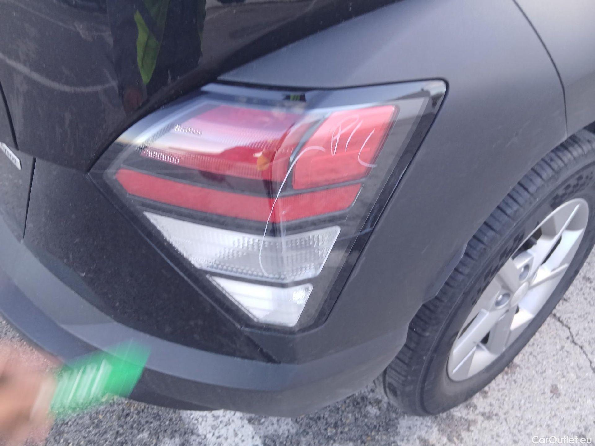  Hyundai  Konna HYUNDAI Kona / 2023 / 5P / todoterreno 1.6 GDI HEV Maxx DCT #13