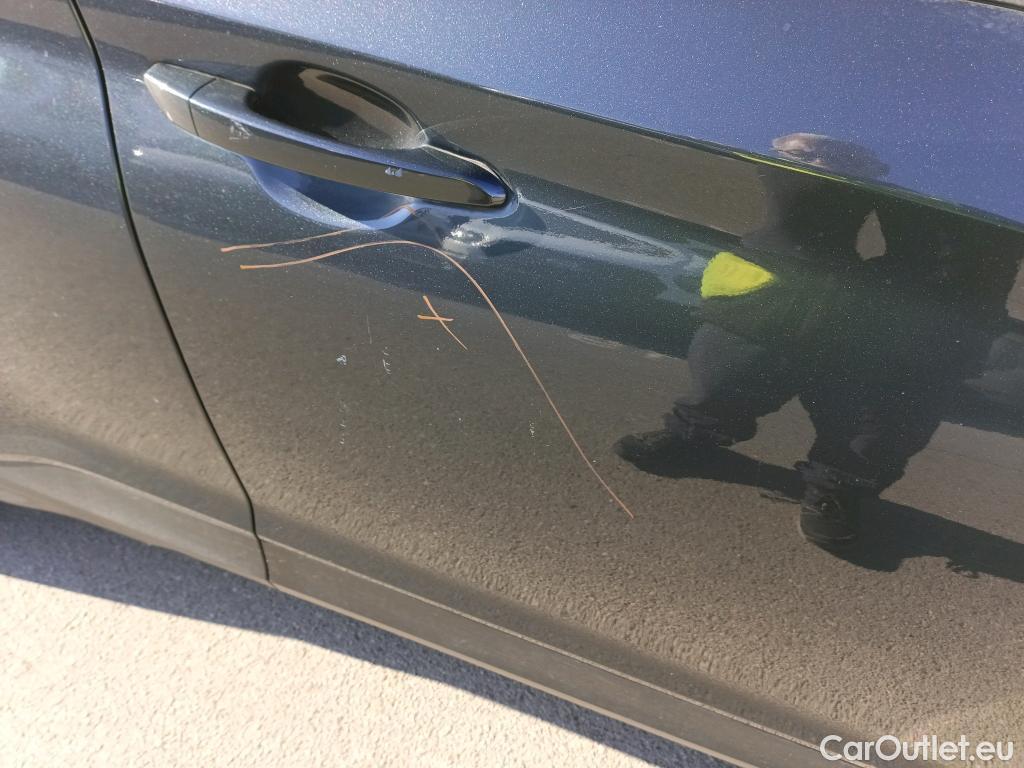  Hyundai  Konna HYUNDAI Kona / 2020 / 5P / todoterreno 1.0 TGDI Maxx 4X2 DCT #3