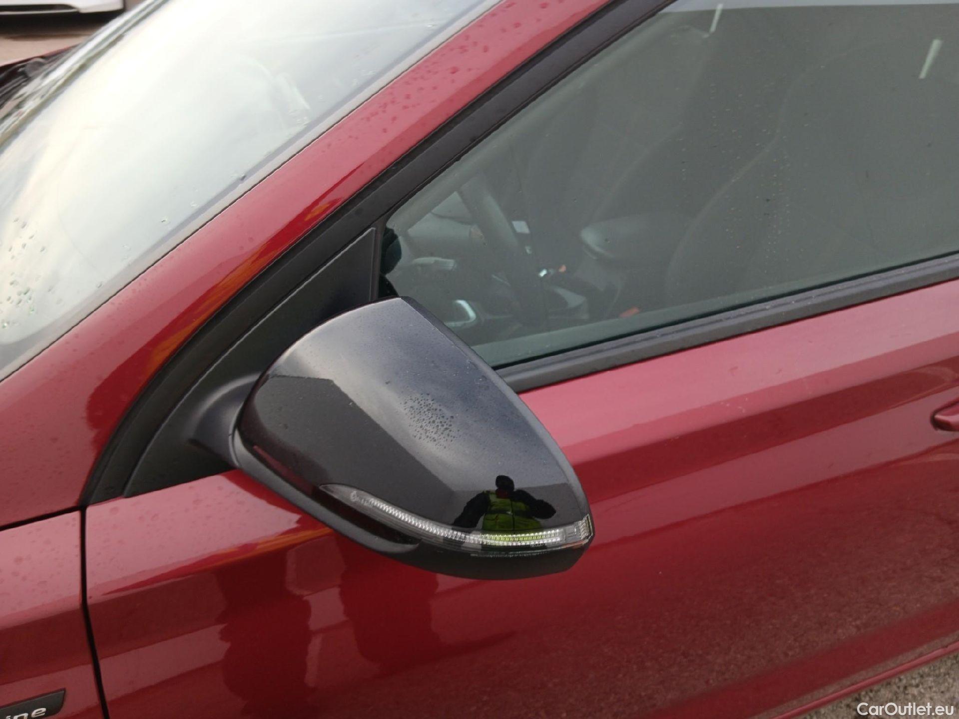  Hyundai  i30 HYUNDAI  / 2020 / 5P / berlina con portón 1.0 TGDI 48V N Line #12