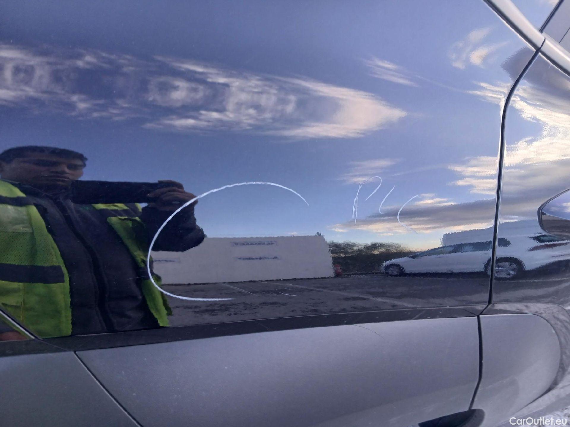  Hyundai  Konna HYUNDAI Kona / 2023 / 5P / todoterreno 1.6 GDI HEV Maxx DCT #16