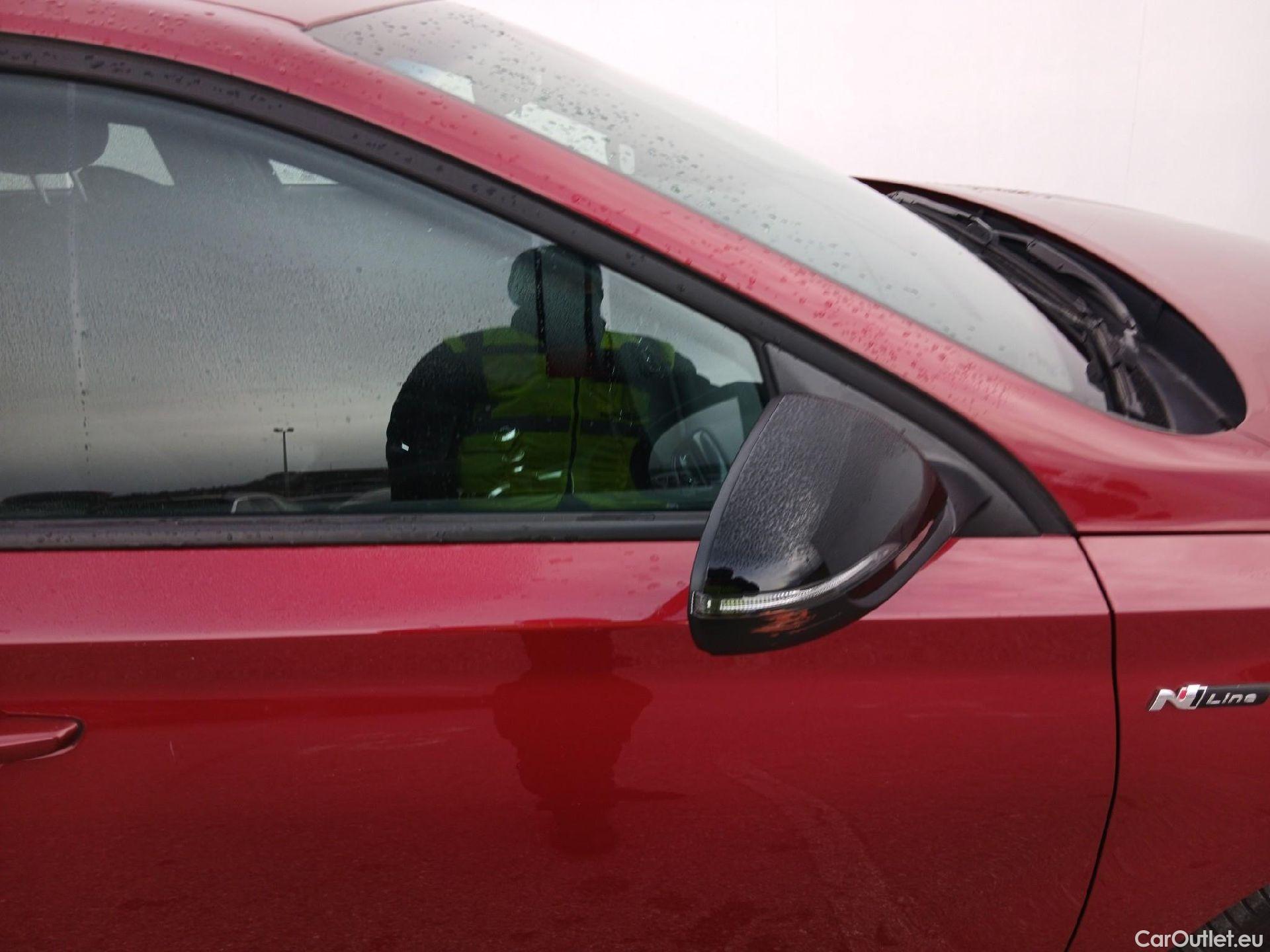  Hyundai  i30 HYUNDAI  / 2020 / 5P / berlina con portón 1.0 TGDI 48V N Line #37