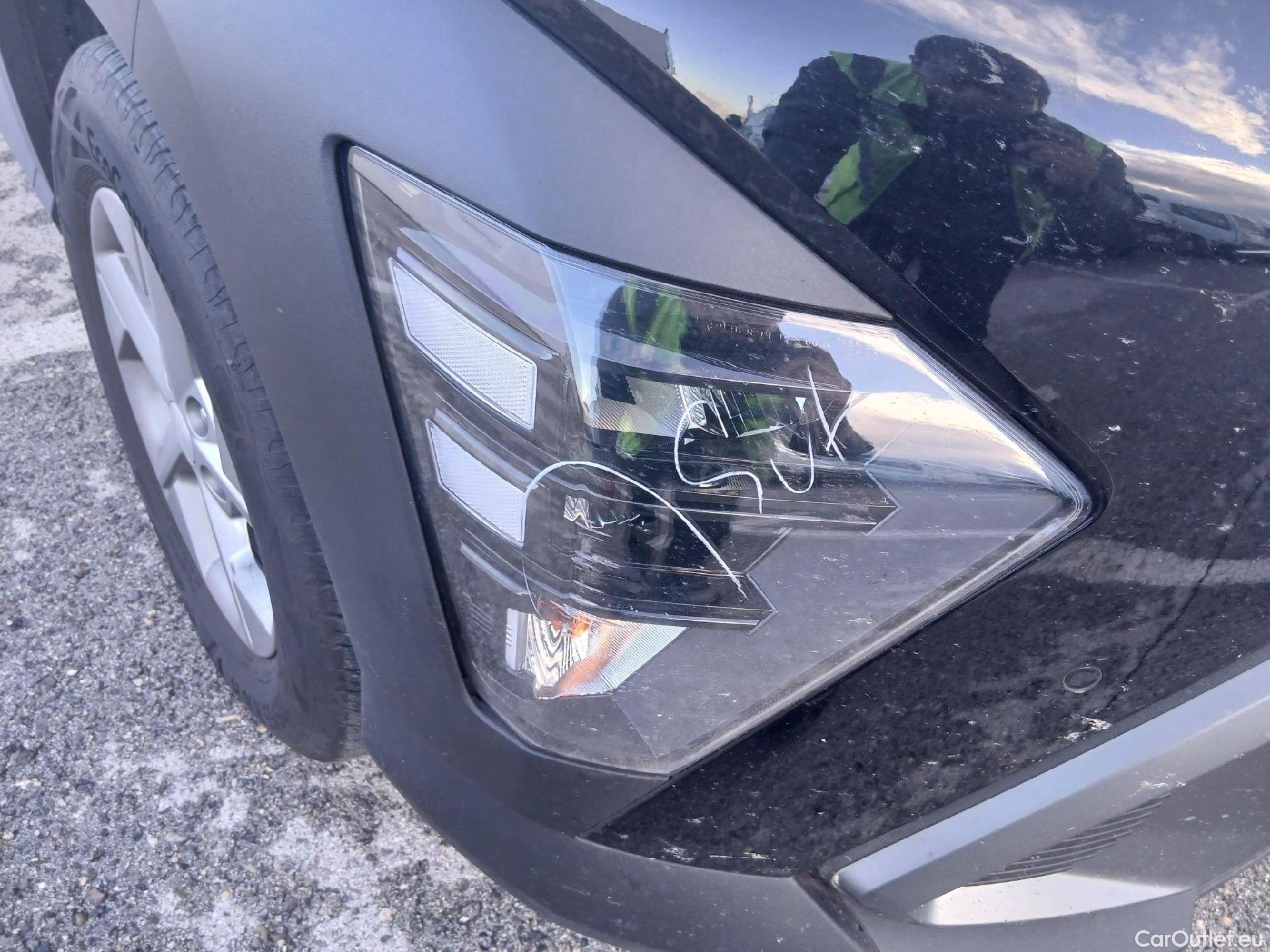  Hyundai  Konna HYUNDAI Kona / 2023 / 5P / todoterreno 1.6 GDI HEV Maxx DCT #10