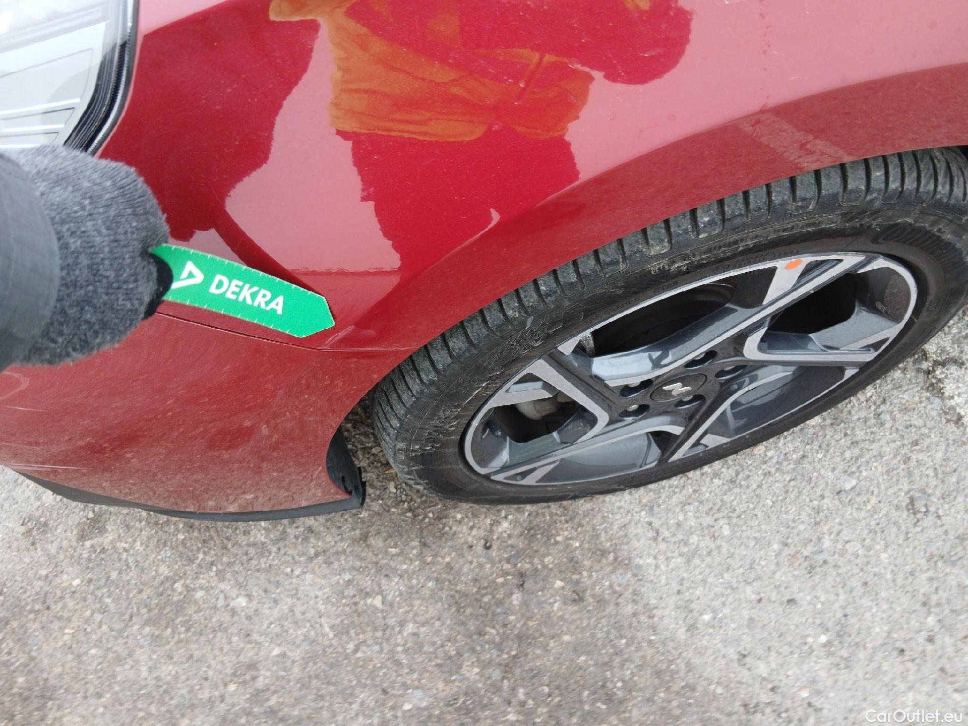  Hyundai  i30 HYUNDAI  / 2020 / 5P / berlina con portón 1.0 TGDI 48V N Line #6