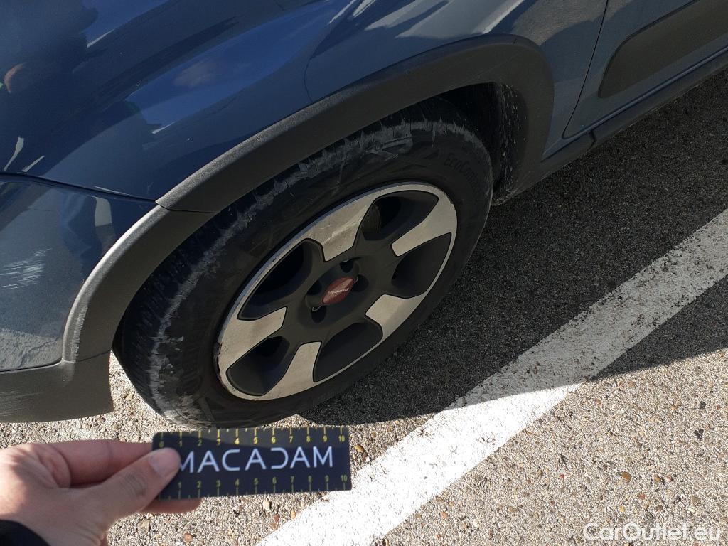  Fiat  Panda FIAT  / 2012 / 5P / berlina con portón City Cross 1.0 Gse 51kw (70CV) #38