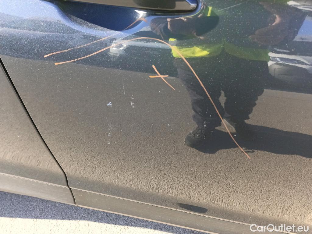  Hyundai  Konna HYUNDAI Kona / 2020 / 5P / todoterreno 1.0 TGDI Maxx 4X2 DCT #4