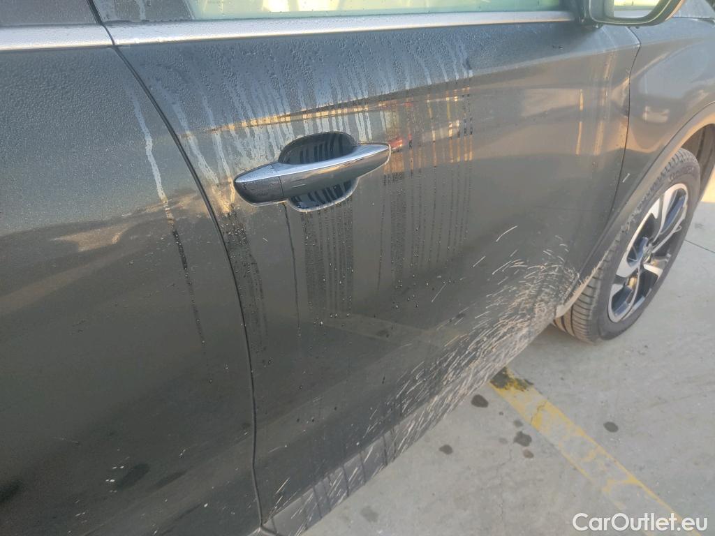  DS  DS7 DS DS 7 Crossback / 2017 / 5P / todoterreno BlueHDi DE 96kW (130CV) Auto. Bastille #14