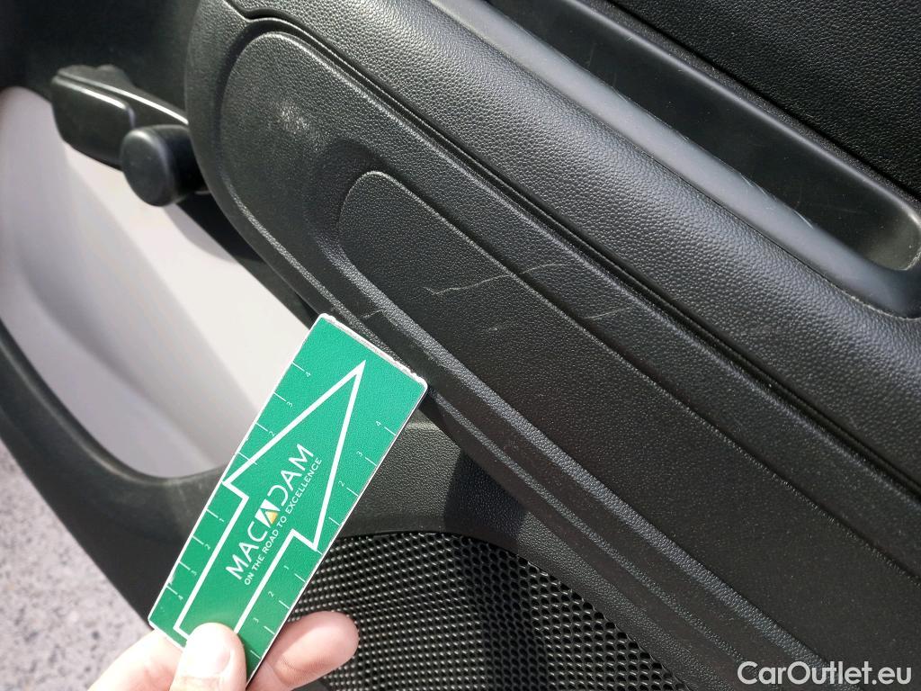  Citroen  C3 CITROEN  / 2016 / 5P / berlina con portón PureTech 60KW (82CV) FEEL (CX) #11